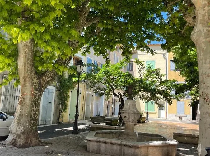 La Casa Lola